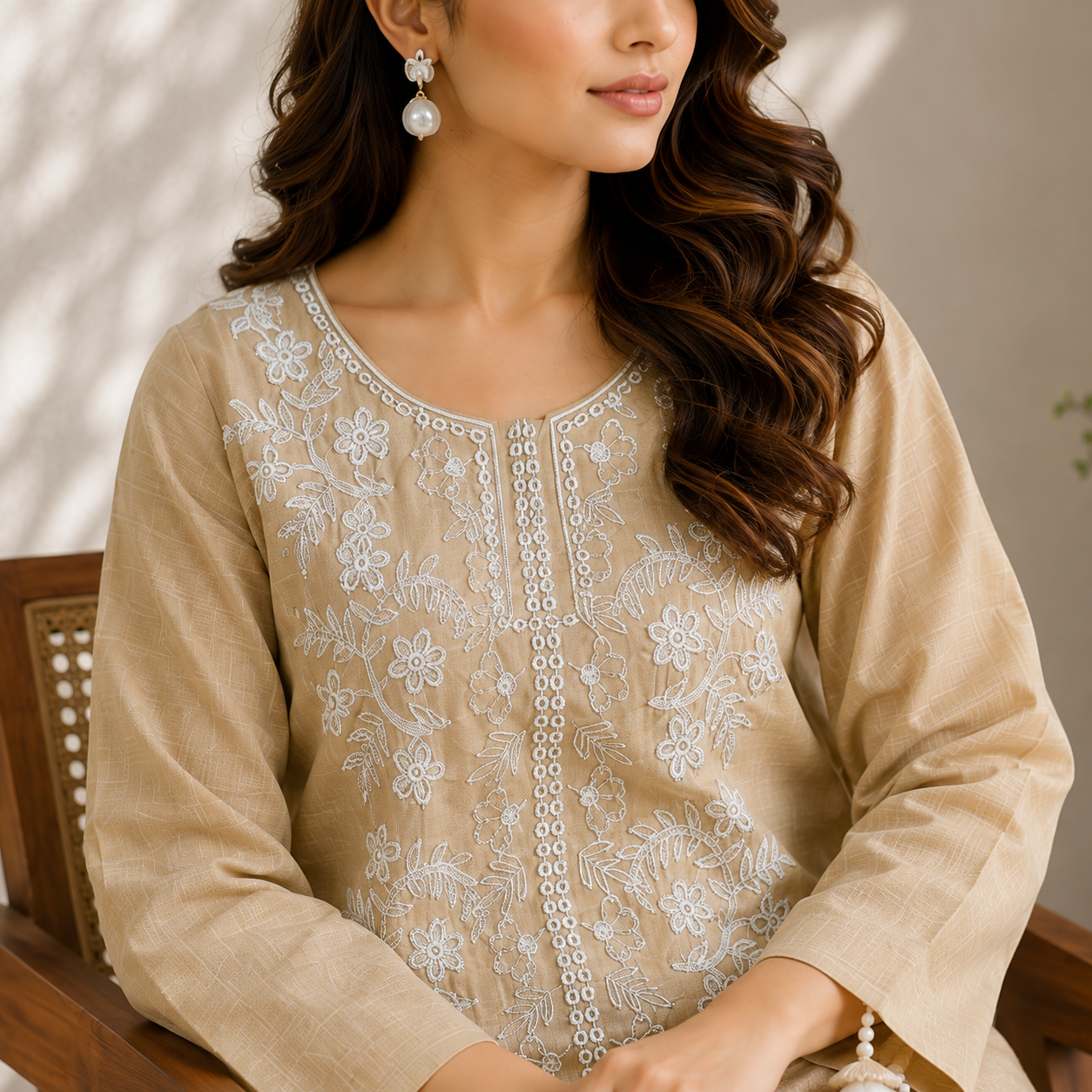 Elegant Beige Embroidered 2 Piece Suit for Women - Image 3