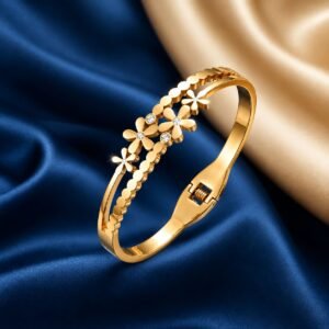 Elegant Gold Floral Bracelet for Women – Sparkling Flower Design